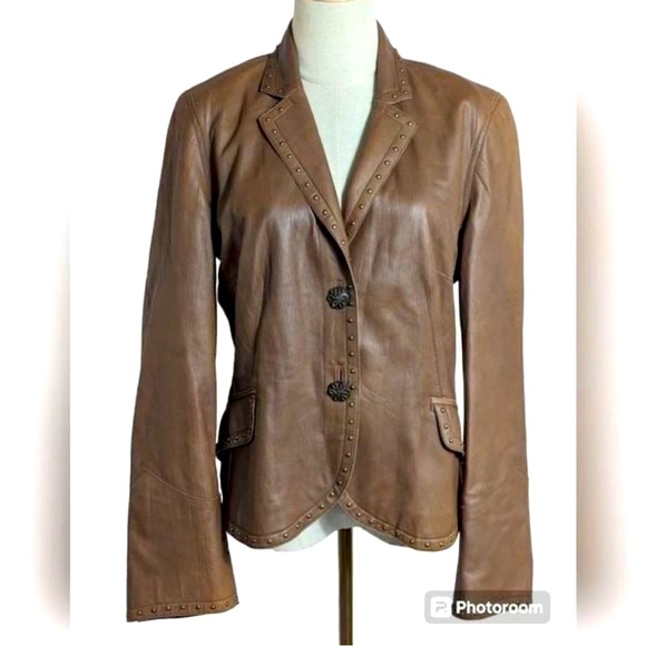 Carlisle Vintage Coffee Brown Studded Leather
Blazer Jacket Size 10 - Picture 2 of 10